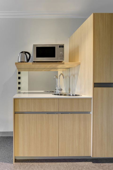 Ibis Styles Sydney Central - Foster Accommodation 18