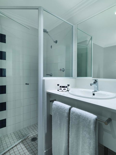 Ibis Styles Sydney Central - Foster Accommodation 5