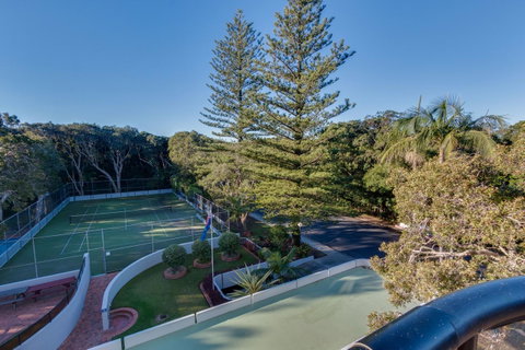 Pacific Towers Beach Resort - Foster Accommodation 26