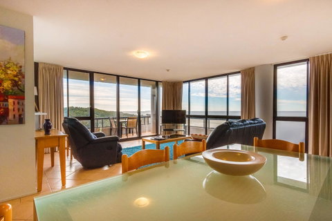 Pacific Towers Beach Resort - Foster Accommodation 42