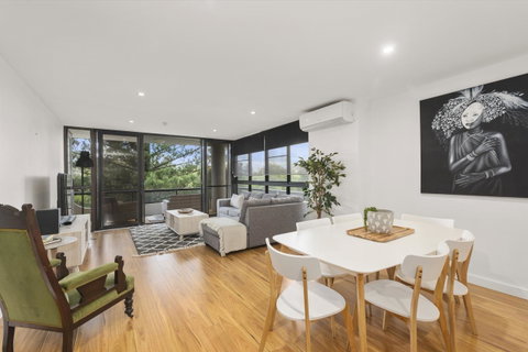 Pacific Towers Beach Resort - Foster Accommodation 5