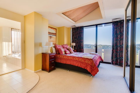 Pacific Towers Beach Resort - Foster Accommodation 16