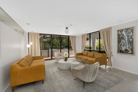 Pacific Towers Beach Resort - Foster Accommodation 10