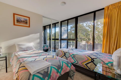Pacific Towers Beach Resort - Foster Accommodation 30
