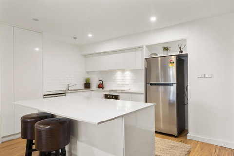 Pacific Towers Beach Resort - Foster Accommodation 4