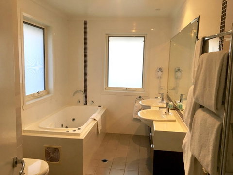 Encore Apartments - Foster Accommodation 3