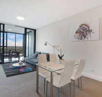 Cozy apartment with Water view plus Winter garden - Foster Accommodation