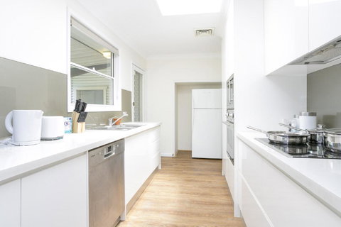 Beautiful Family Holiday House - Foster Accommodation 7