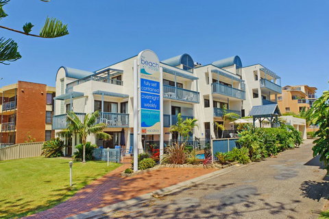 Beach House Holiday Apartments - Foster Accommodation 13