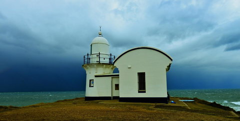 Beach House Holiday Apartments - Foster Accommodation 25