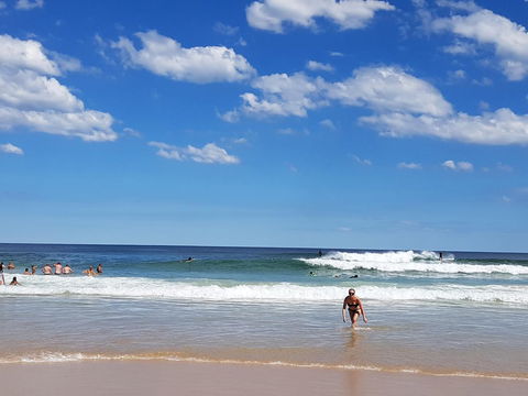Arena Luxury Beachfront Apartment - Foster Accommodation 3