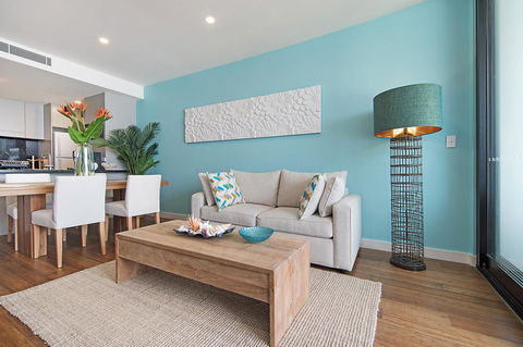 Arena Luxury Beachfront Apartment - Foster Accommodation 37