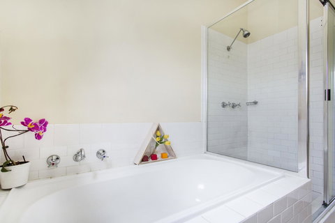 Sydney Harbour Bed And Breakfast - Foster Accommodation 23