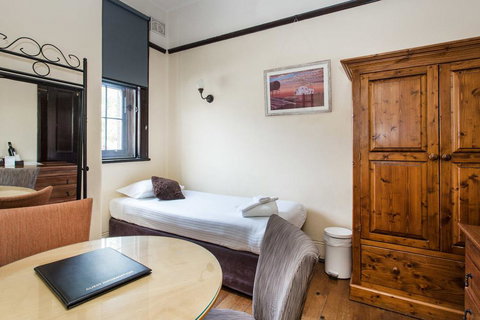 Sydney Harbour Bed And Breakfast - Foster Accommodation 19