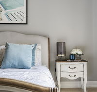 The Spa Cottage with HotTub Netflix  Stan - Foster Accommodation
