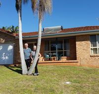 Twin Palms Holiday House at Lighthouse - Foster Accommodation