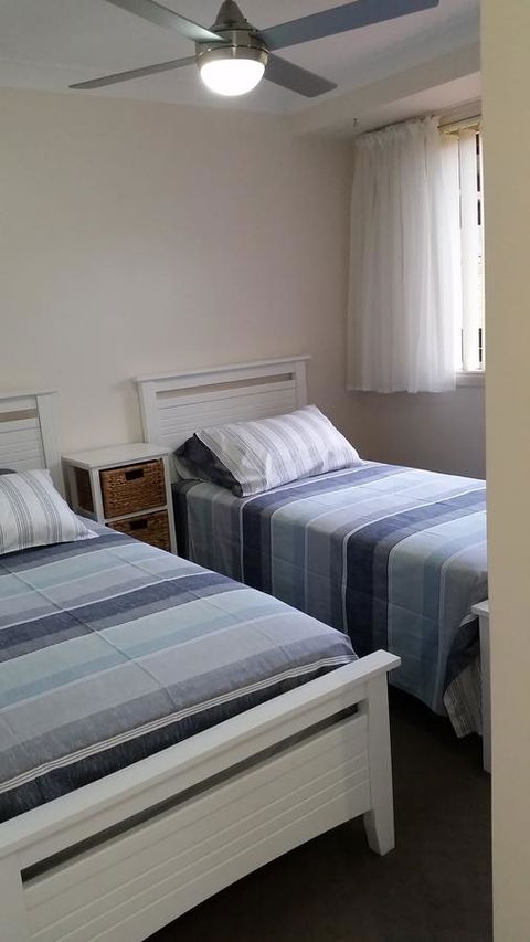 Twin Palms Holiday House At Lighthouse - Foster Accommodation 10