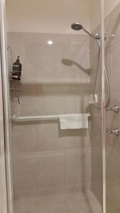 Twin Palms Holiday House At Lighthouse - Foster Accommodation 13