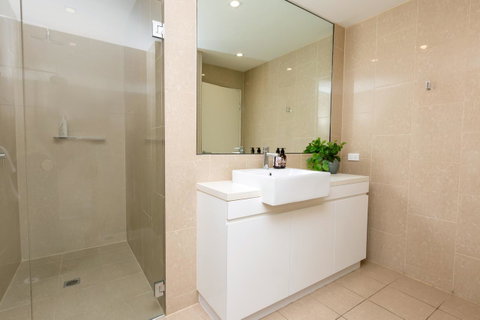 The Penthouse - Foster Accommodation 26