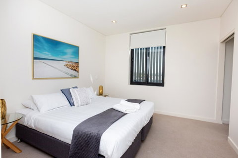 The Penthouse - Foster Accommodation 12