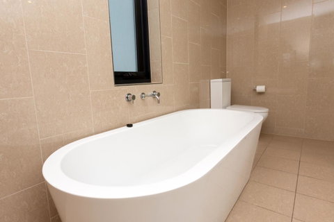 The Penthouse - Foster Accommodation 17
