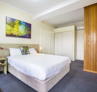 Boomerang Hotel - Foster Accommodation