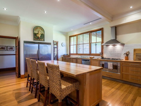 Roscrea Homestead Premier Homestead Accommodation - Foster Accommodation 3