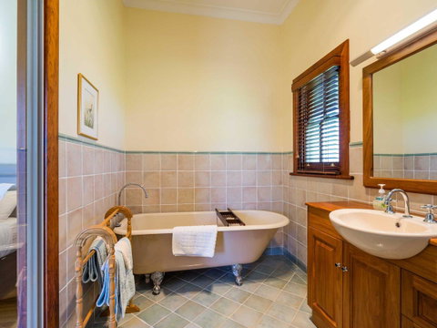 Roscrea Homestead Premier Homestead Accommodation - Foster Accommodation 36