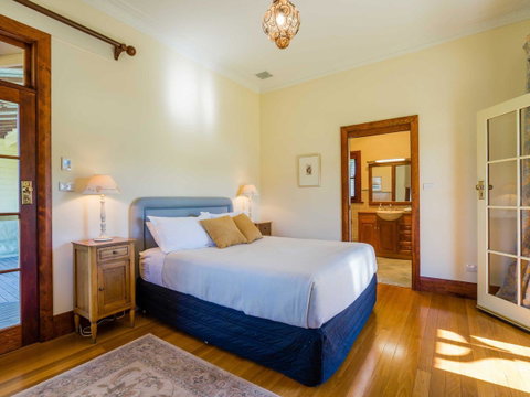 Roscrea Homestead Premier Homestead Accommodation - Foster Accommodation 8
