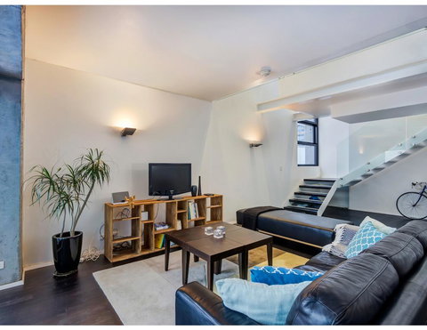 Urban Loft Close To Sydney Hot Spots - Foster Accommodation 6