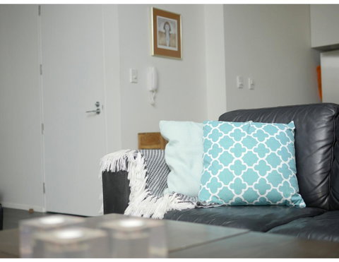 Urban Loft Close To Sydney Hot Spots - Foster Accommodation 9