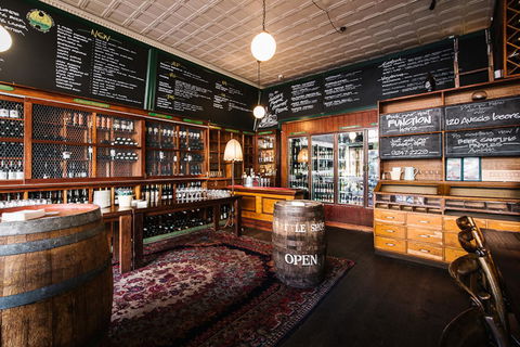 Australian Heritage Hotel - Foster Accommodation 24