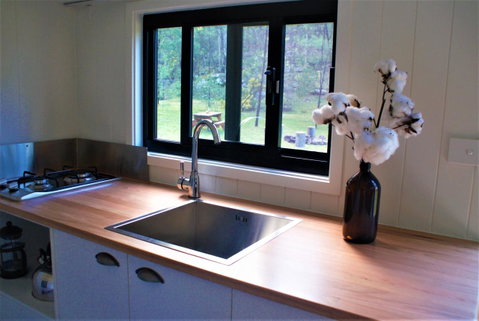 Christopher Tiny House - Foster Accommodation 8