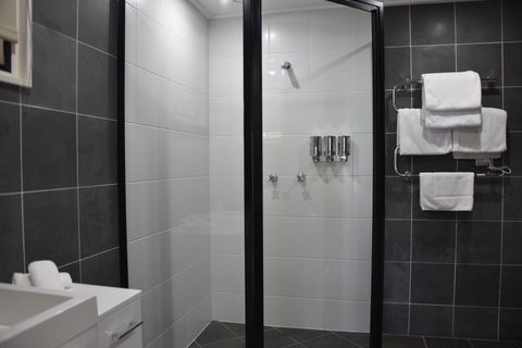 Pure Chalet Thredbo - Foster Accommodation 4