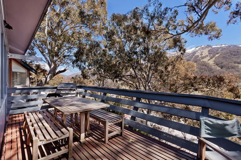 Pure Chalet Thredbo - Foster Accommodation 37