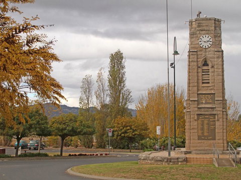 The Old Saddlery - Foster Accommodation 11