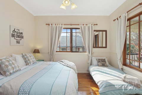 Allegra Cottage Of Leura - Foster Accommodation 7