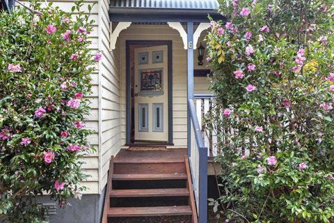 Allegra Cottage Of Leura - Foster Accommodation 9