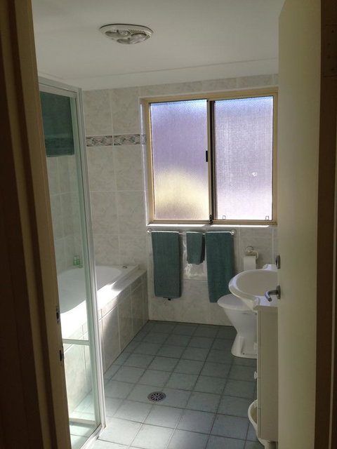 Bel Mondo Apartments - Foster Accommodation 13