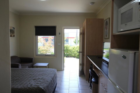 Tumut Apartments - Foster Accommodation 6
