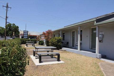 Tumut Apartments - Foster Accommodation 17
