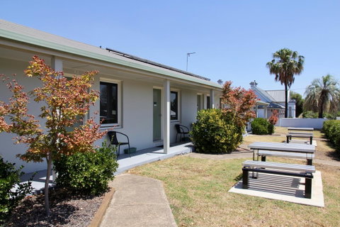 Tumut Apartments - Foster Accommodation 16