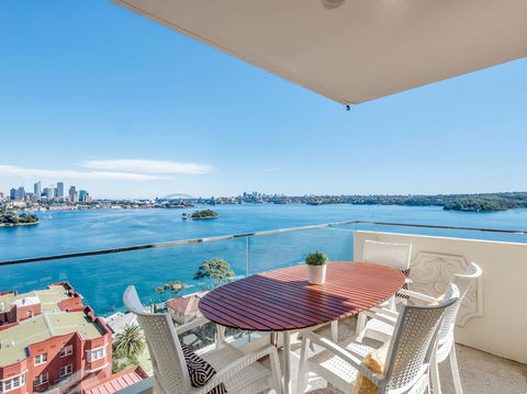 Panoramic Harbour Views And Unbeatable Comfort - Foster Accommodation 0