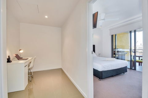 Astra Apartments Darwin - Foster Accommodation 7