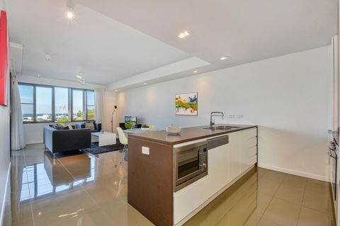 Astra Apartments Darwin - Foster Accommodation 6