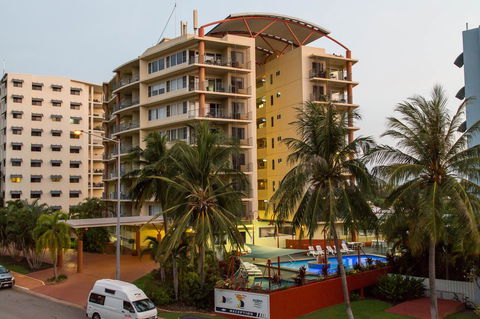 Cullen Bay Resorts - Foster Accommodation 0