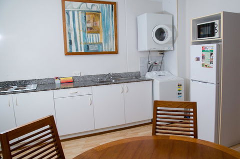 Cullen Bay Resorts - Foster Accommodation 5