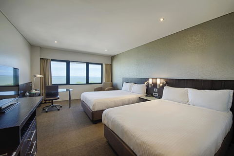 Hilton Darwin - Foster Accommodation 14
