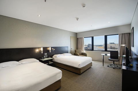Hilton Darwin - Foster Accommodation 37