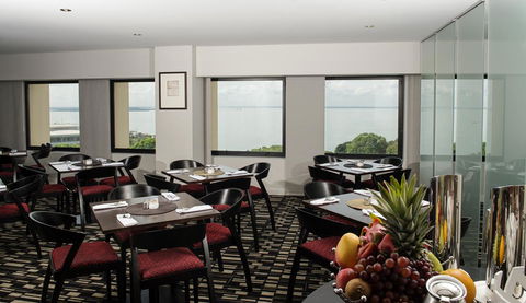 Hilton Darwin - Foster Accommodation 7